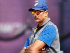 “Shastri Stand” presentato allo stadio Wankhede; Diana Edulji, Eknath Solkar, Dilip Sardesai premiati