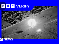 I paramilitari russi hanno effettuato attacchi aerei in Mali mentre i ribelli avanzavano, come mostrano i filmati