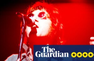 Energy to the Folks: recensione di John & Yoko Reside in NYC – affascinante film-concerto costellato di star