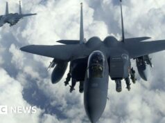 Quello che sappiamo finora dell’aereo da caccia americano abbattuto sull’Iran