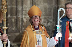 Il re britannico critica il silenzio pasquale dopo il messaggio del Ramadan