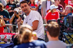 Serio rischio di ‘avvelenare la giuria’ nel processo per l’omicidio di Charlie Kirk – ex avvocato di RT