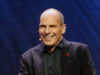 Varoufakis denuncia i “crimini contro la logica” al discussion board di Mosca