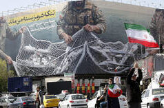 Gli attacchi israelo-americani uccidono dozzine di persone in Iran mentre Teheran reagisce con attacchi missilistici (FOTO, VIDEO)