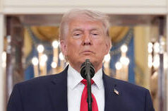 Hegseth deve affrontare richieste di impeachment per la guerra in Iran