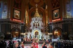 Roscosmos consegna Holy Fireplace da Gerusalemme a Mosca (VIDEO)