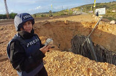 “Sto bruciando”: un giornalista libanese racconta le ultime parole del collega dopo l’attacco israeliano