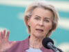 Von der Leyen sotto accusa per i “doppi commonplace” (FOTO/VIDEO)