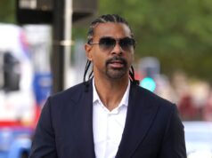 David Haye ha deciso di provare a rubare il cibo degli altri team in I’m A Celeb