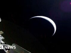 Artemis II si avvicina sempre più al lato nascosto della Luna