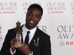 Paapa Essiedu sollecita la continuazione dei finanziamenti per l’accesso al teatro da parte delle persone svantaggiate