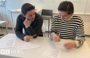 Ritorno ai libri – Le scuole svedesi riducono l’apprendimento digitale