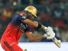 "Difficile tenerlo fuori dalla squadra indiana": Il chiaro suggerimento di Dinesh Karthik alla BCCI rispetto a RCB Star