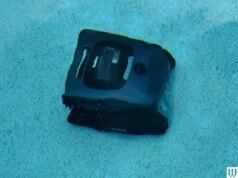 I robotic per la pulizia delle piscine Beatbot sono in vendita per un periodo limitato
