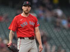 L’asso dei Purple Sox Garrett Crochet consente 11 run contro Twins