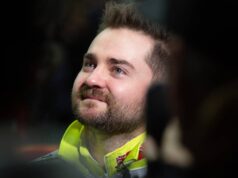 Il Canada vince la quinta volta consecutiva e crea un deadlock in vetta alla classifica mondiale del curling