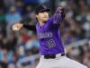Ryan Feltner dei Rockies esce contro i Blue Jays dopo essere stato colpito dal rimontatore