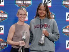 Sarah Sturdy di UConn è stata nominata Giocatrice dell’anno NCAA femminile AP