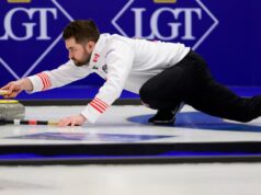 Punti salienti: Il Canada ottiene una vittoria straordinaria per raggiungere la finale mondiale di curling maschile