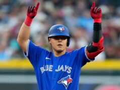 I Blue Jays pareggiano il document di franchigia con otto punti nel primo inning