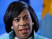 Il sindaco di Filadelfia risponde a Uber e Lyft sul piano fiscale sul rideshare: “Non credere alle pubblicità”