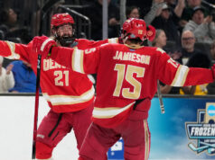 Il vincitore del 2OT di Kent Anderson trasporta Denver oltre il Michigan nel thriller Frozen 4