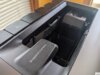 Recensione della stampante UV EufyMake E1 (2026): aggiungi texture 3D a tazze, magneti e altro
