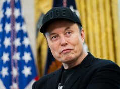 SpaceX presenta file confidenziali per IPO, dicono i rapporti