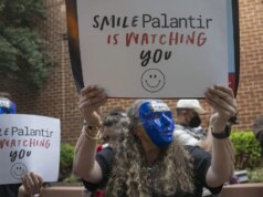 I dipendenti della Palantir stanno iniziando a chiedersi se non siano loro i cattivi