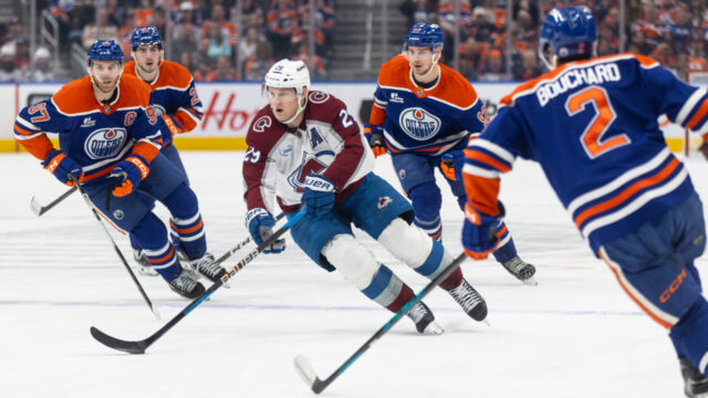 Oilers-vs-Avalanche.jpg