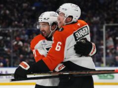 I Flyers si avvicinano al posto dei playoff con una grande vittoria sugli Islanders