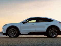 Porsche rivela una Cayenne Coupé completamente elettrica con un dolce incremento di potenza