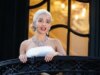 La produzione di Broadway di Evita di Rachel Zegler subirà importanti cambiamenti a causa della paura delle armi