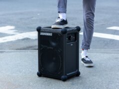 Questo potente altoparlante per feste mi ha quasi fatto venire l’AF alto