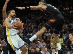 I Suns conquistano l’ultimo posto nei playoff vincendo nei play-in sui Warriors