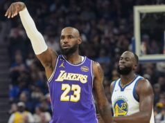 LeBron James ha 26 punti e 11 help per guidare i Lakers oltre i Warriors mentre Stephen Curry è seduto