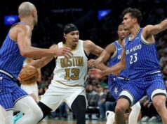 Le riserve dei Celtics battono Orlando, mandano i Magic in play-in contro i 76ers