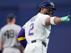 Diaz innesca la rimonta, Rays si mobilita per estendere la scivolata degli Yankees a tre