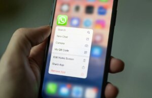 WhatsApp sta disconnettendo gli utenti dalla versione falsa creata dal produttore di spyware and adware