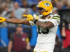 Rapporto: Gli Eagles ricevono WR Dontayvion Wicks dai Packers