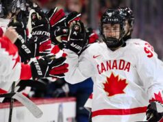 Campione del mondo: Gavin McKenna gioca per il Canada