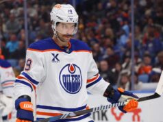 Adam Henrique degli Oilers fuori per Gara 2 contro i Geese