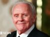 Sir Anthony Hopkins trasforma la città nella “scena di Hollywood” per un nuovo movie