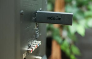 La tua chiavetta streaming Fireplace TV è morta? Perché Amazon sta affrontando una massiccia causa legale