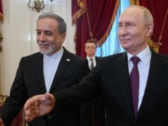 L’Iran si rivolge a Putin mentre i colloqui con gli Stati Uniti falliscono, lo stallo di Hormuz minaccia il flusso globale di petrolio