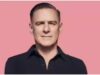Bryan Adams parla di ‘L’property del 69’