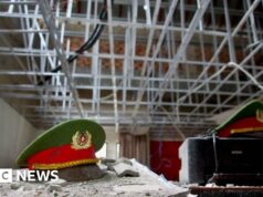 False stazioni di polizia australiane, cinesi e brasiliane: la BBC entra in un complesso anti-truffa sequestrato