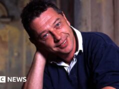 Andy Kershaw, ex DJ di Radio 1 e presentatore del Reside Support, è morto all’età di 66 anni