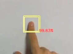 La tecnologia AR di nuova generazione trasforma qualsiasi superficie in un touchscreen senza alcuna attrezzatura specializzata