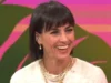 Constance Zimmer spiega come sta rimodellando il dibattito sull’invecchiamento delle donne